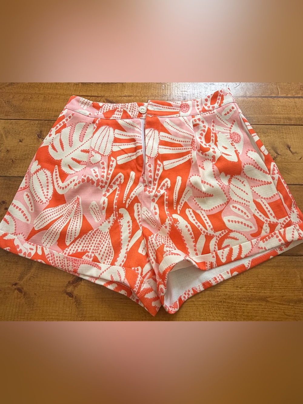 Women's Coral & White Printed High-Waist Shorts